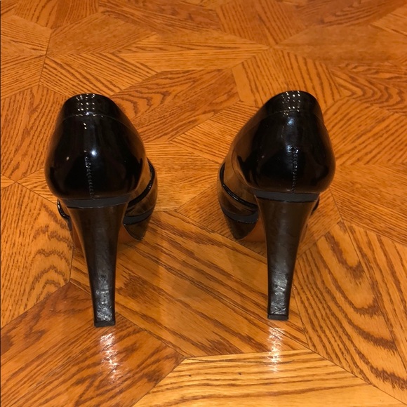 Badgley Mischka Platform Pumps - Picture 4 of 5